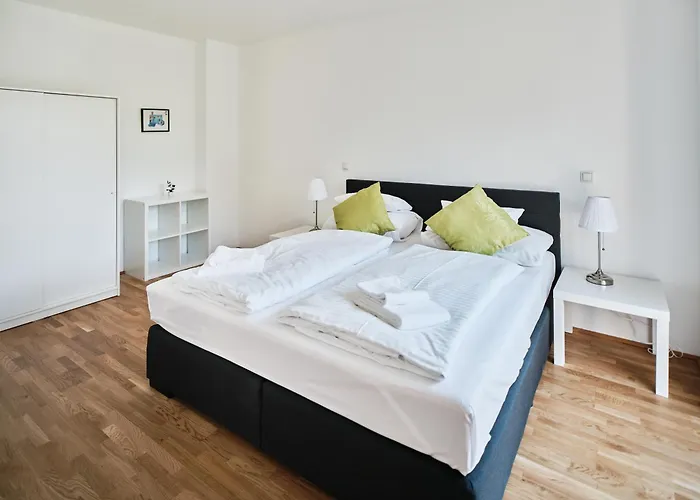 Next To Schoenbrunnpalace Close To Public Transport - Myschoenbrunn s